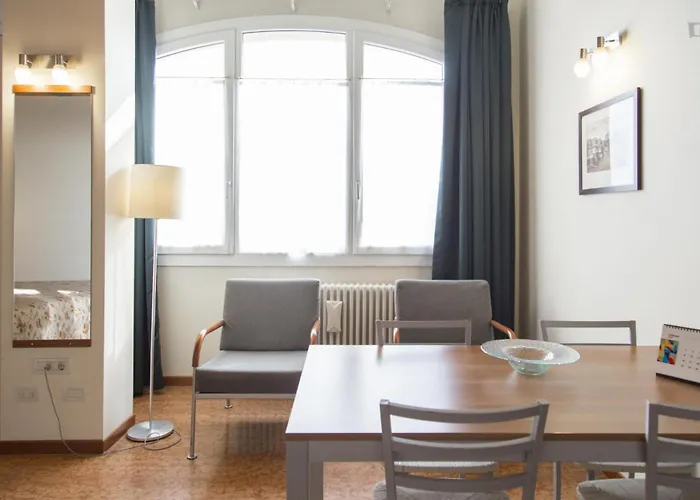 Albergo economico: Residenza Carracci